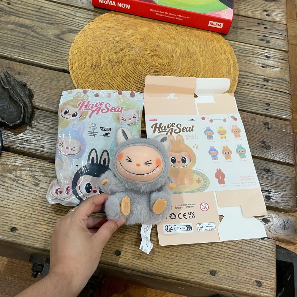 SOLD 🚨Blue grey Lafufu HEHE adorable have a seat keychain